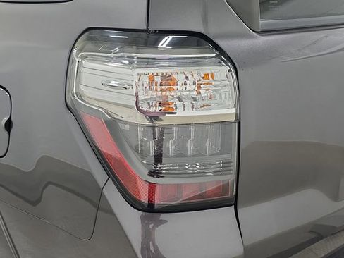 Used 2020 Toyota 4Runner TRD Pro AWD/4WD image 33