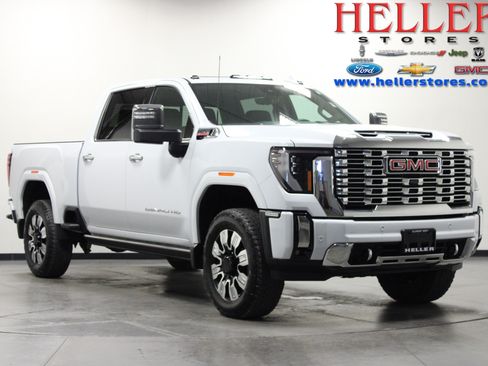 Used 2026 GMC Sierra 2500 Denali w/ Denali Reserve Package AWD/4WD image 1