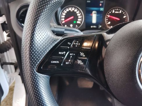 Used 2025 Mercedes-Benz Sprinter 2500 image 21