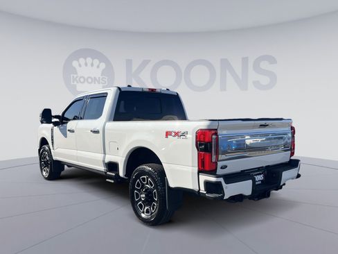 Used 2024 Ford F250 Platinum w/ FX4 Off-Road Package AWD/4WD image 14