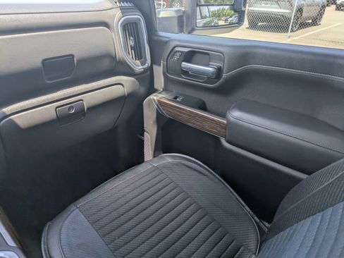 Used 2023 Chevrolet Silverado 3500 High Country AWD/4WD image 20