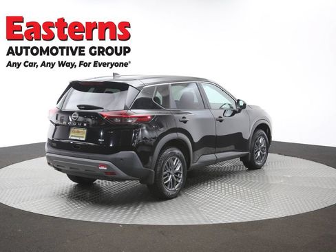 Used 2023 Nissan Rogue S AWD/4WD image 41
