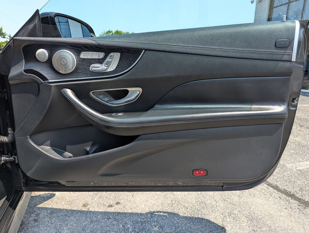 Used 2022 Mercedes-Benz E 53 AMG 4MATIC Cabriolet w/ Driver Assistance Package image 33