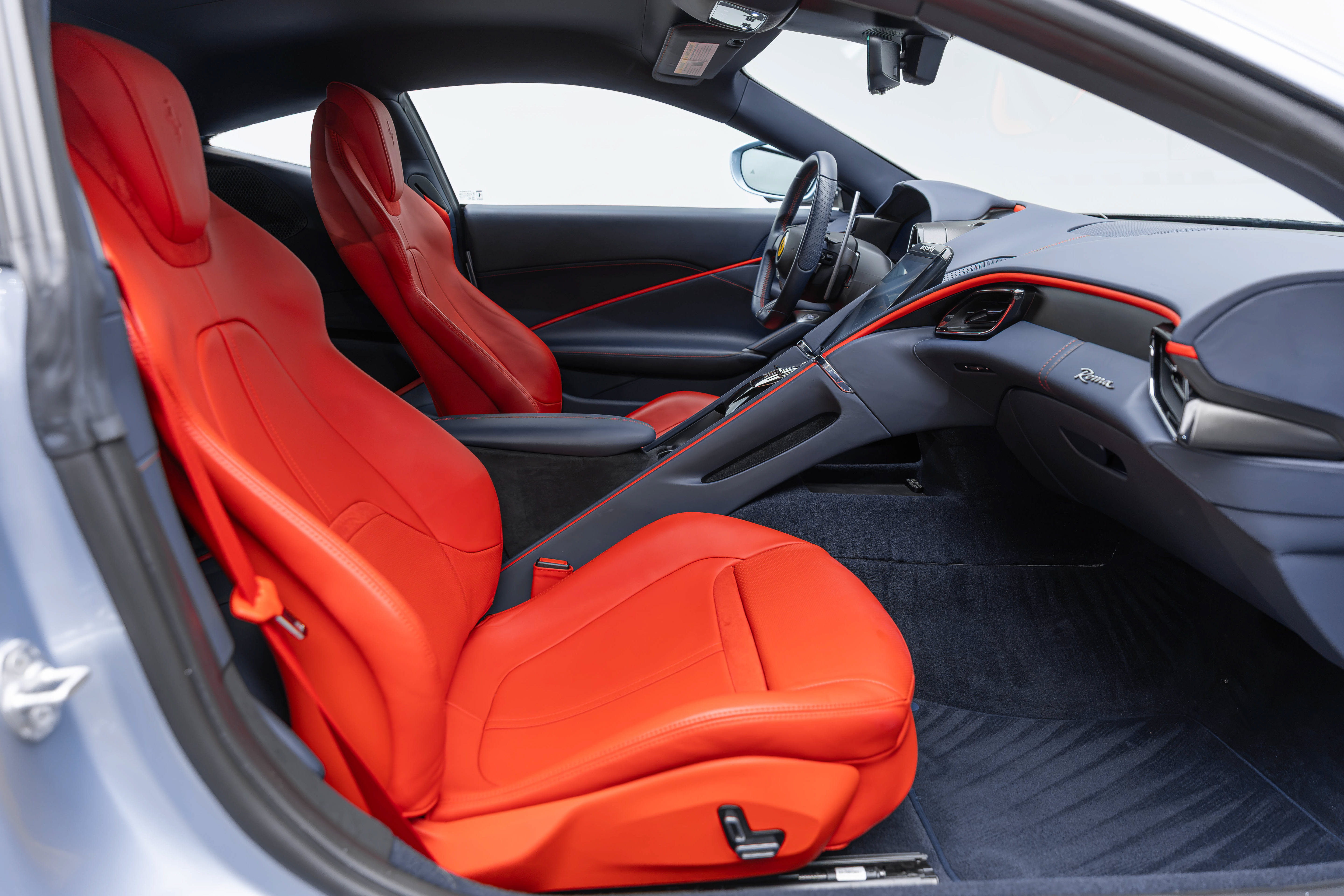 Certified 2022 Ferrari Roma RWD image 38