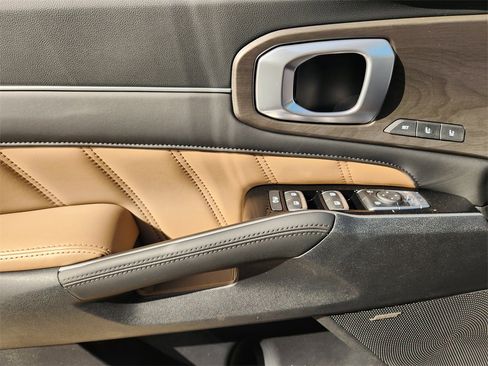 New 2026 Kia Sorento SX Prestige image 17
