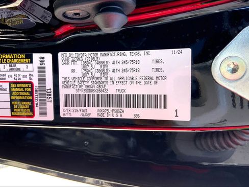 Used 2025 Toyota Tundra SR w/ SR Tow Package AWD/4WD image 33