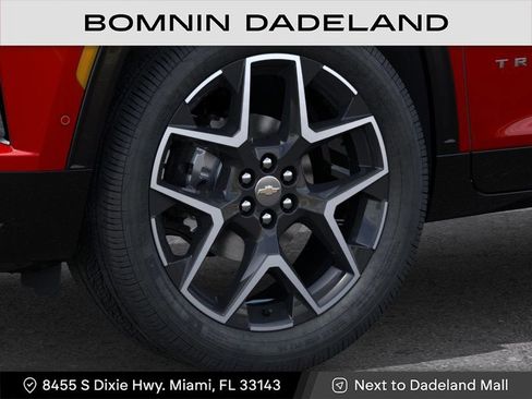New 2026 Chevrolet Traverse High Country FWD image 9