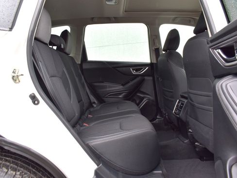 Used 2020 Subaru Forester Premium AWD/4WD image 28