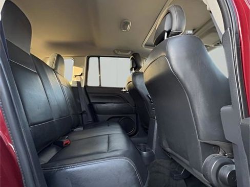 Used 2016 Jeep Compass High Altitude image 15