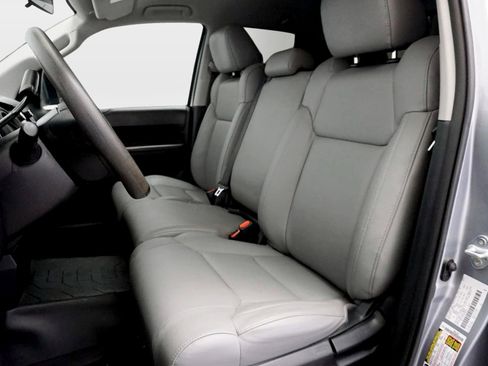 Used 2021 Toyota Tundra SR5 AWD/4WD image 10