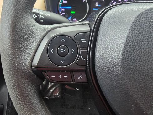 Certified 2021 Toyota RAV4 LE image 19