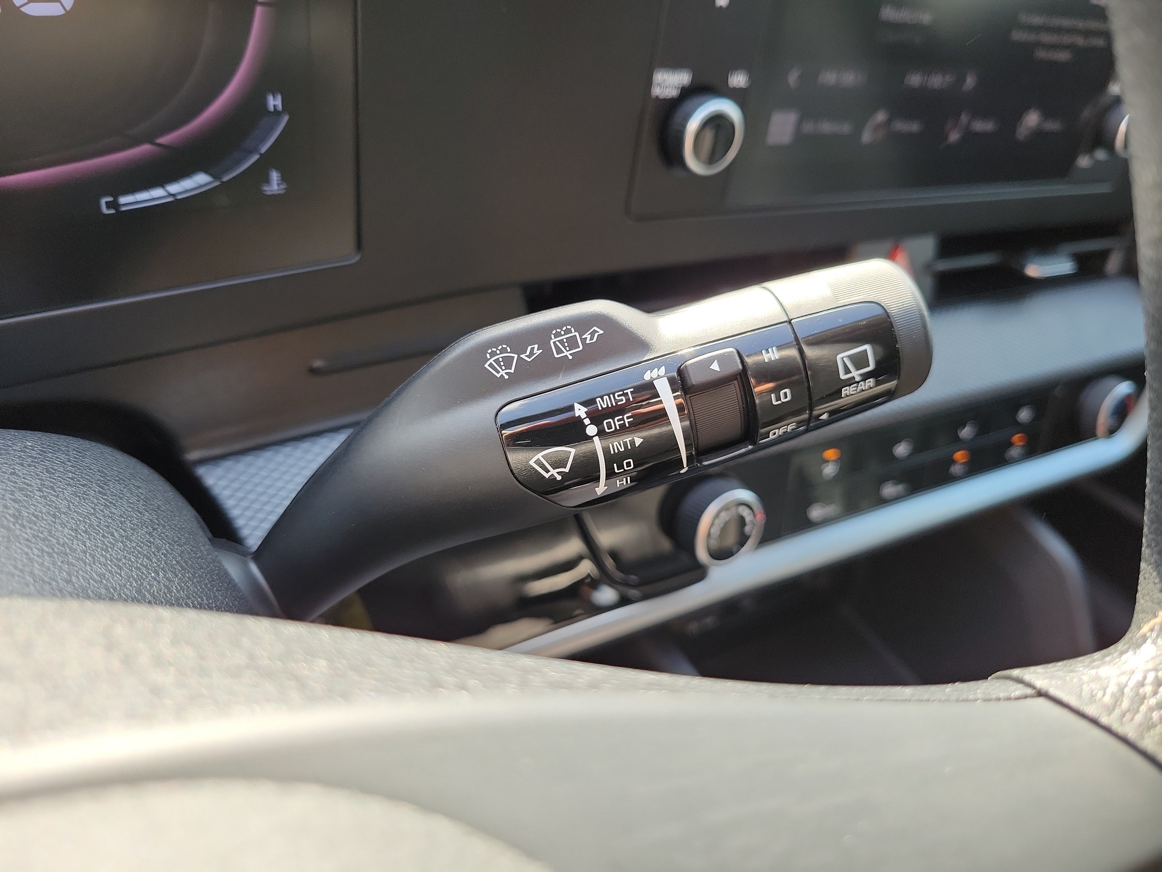 Certified 2023 Kia Sportage LX FWD image 30