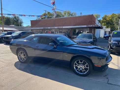 Used 2017 Dodge Challenger GT w/ GT Interior Package image 4