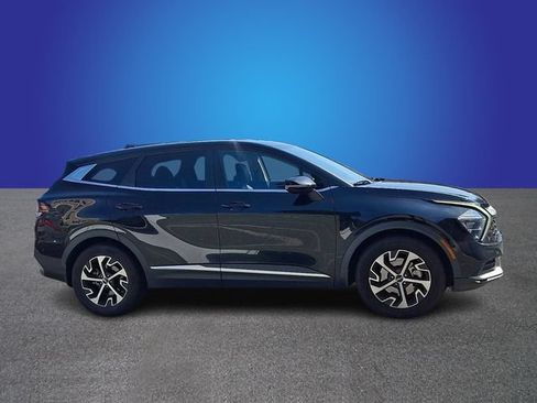 Used 2023 Kia Sportage EX FWD image 3