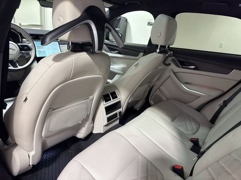 Used 2022 Jaguar F-PACE S AWD/4WD image 21