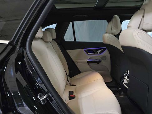 New 2026 Mercedes-Benz GLC 300 4MATIC image 12