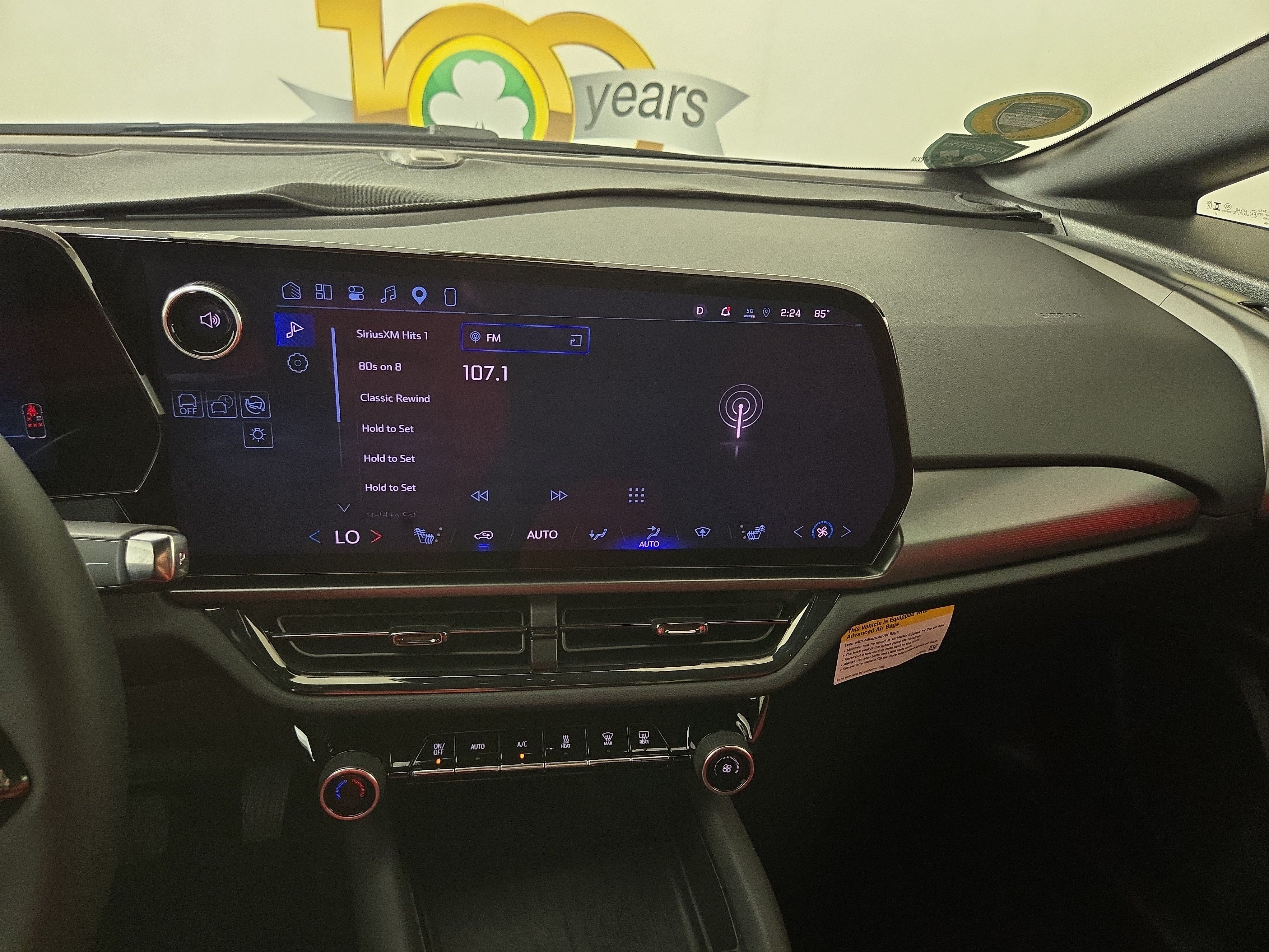 Certified 2024 Chevrolet Equinox EV RS FWD image 22