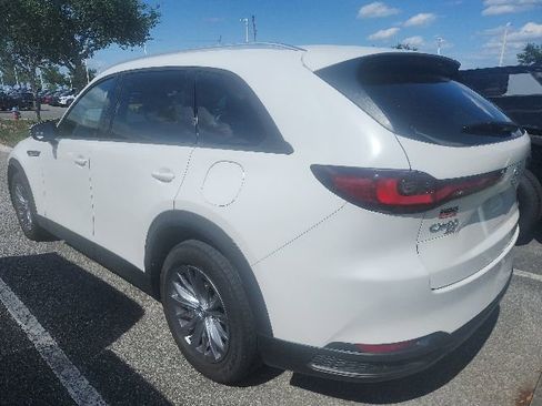 Used 2024 MAZDA CX-90 Plug-In Hybrid w/ Preferred AWD/4WD image 3