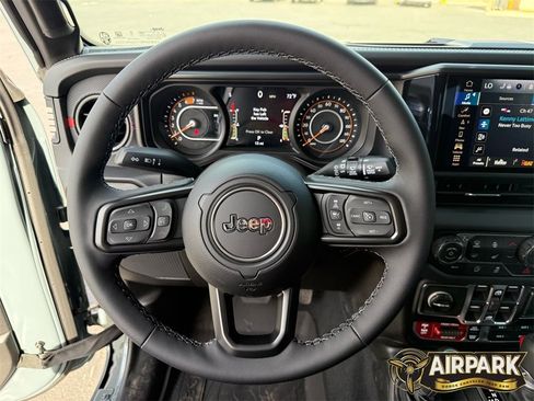 New 2026 Jeep Wrangler Unlimited Rubicon image 15