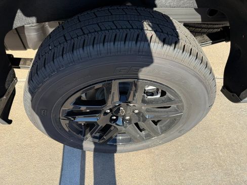 New 2026 Chevrolet Silverado 1500 Custom w/ LPO, Dark Essentials Package image 15