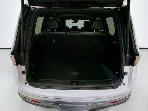 Used 2022 Jeep Wagoneer Series III AWD/4WD image 29