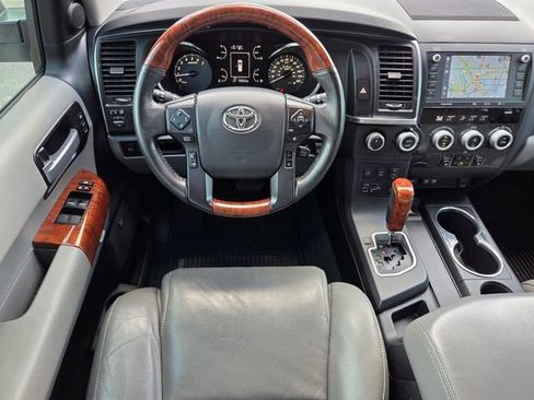 Used 2020 Toyota Sequoia Platinum AWD/4WD image 13