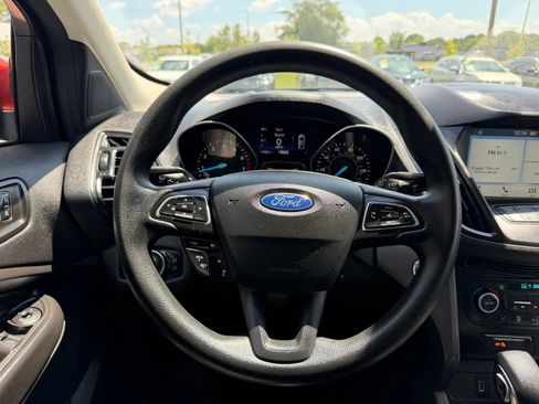 Used 2019 Ford Escape SE AWD/4WD image 21