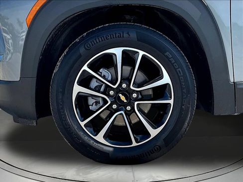Used 2025 Chevrolet TrailBlazer LT FWD image 35