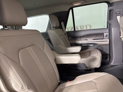 Certified 2019 Ford Expedition Limited w/ Equipment Group 302A image 18