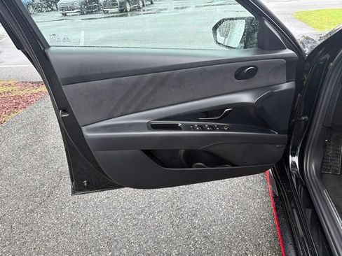 Used 2024 Hyundai Elantra N FWD image 11