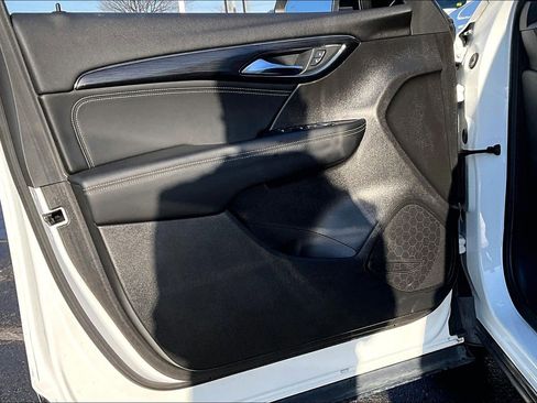 Used 2022 Buick Envision Preferred w/ Sport Touring Package image 17