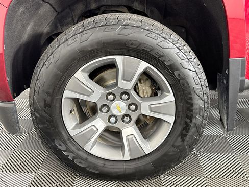 Used 2018 Chevrolet Colorado Z71 image 36