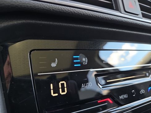 New 2026 Volkswagen Taos SEL AWD/4WD image 27