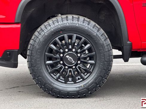 Certified 2022 Chevrolet Silverado 3500 LTZ w/ LTZ Plus Package image 31