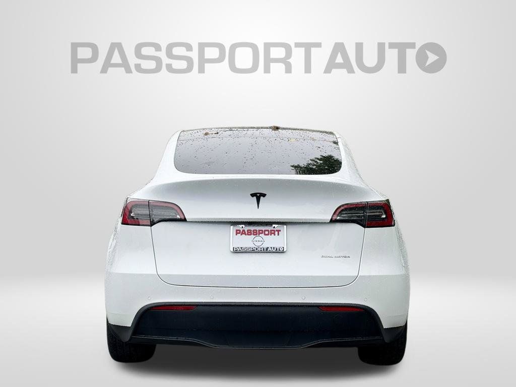 Used 2021 Tesla Model Y Long Range AWD/4WD image 5