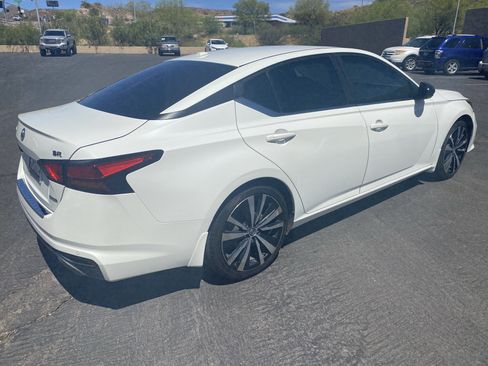 Used 2021 Nissan Altima 2.0 SR FWD image 4