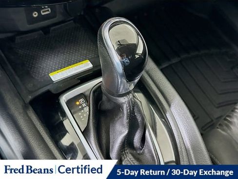 Used 2018 Nissan Rogue SV w/ Premium Package image 19