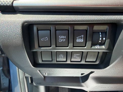 Used 2023 Subaru Forester Premium AWD/4WD image 16