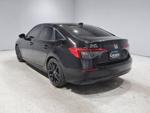 Used 2023 Honda Civic Sport image 5