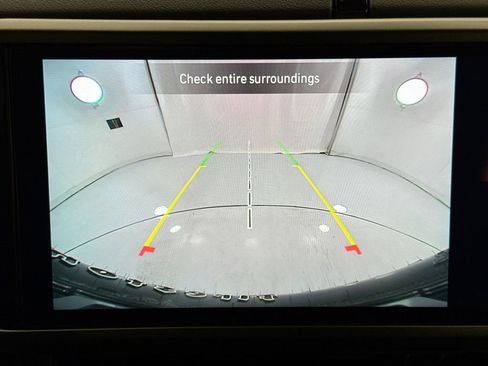 Used 2024 Jeep Wrangler Unlimited Rubicon AWD/4WD image 14