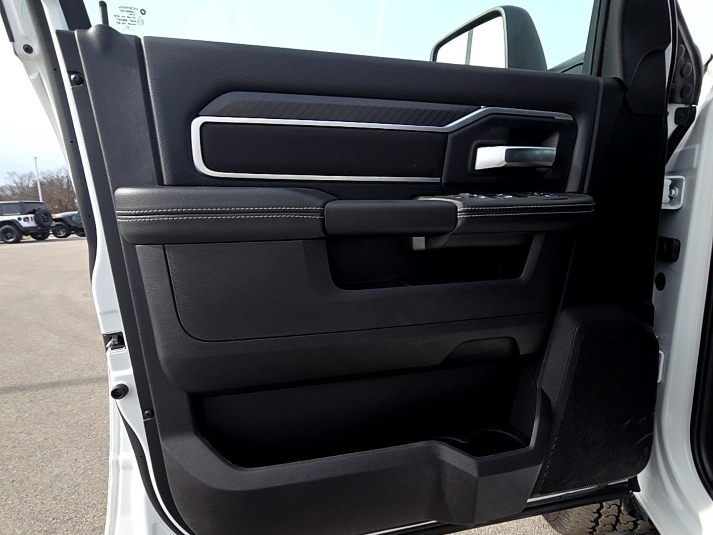 New 2026 RAM 3500 Big Horn AWD/4WD image 16