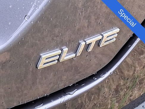 Certified 2023 Honda Pilot Elite image 32