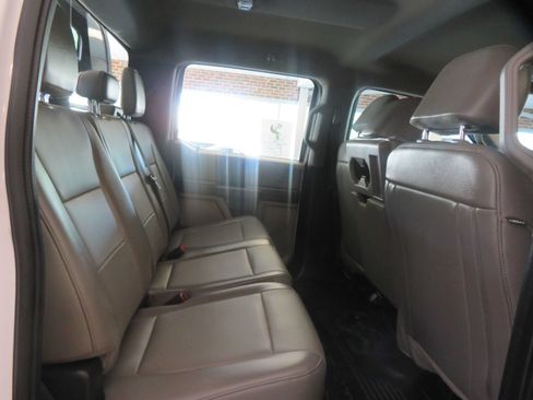 Used 2022 Ford F350 XL w/ Power Equipment Group AWD/4WD image 22