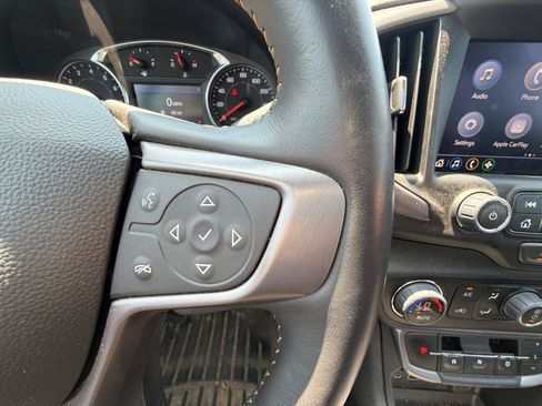 Used 2022 GMC Terrain AT4 w/ Tech Package AWD/4WD image 16