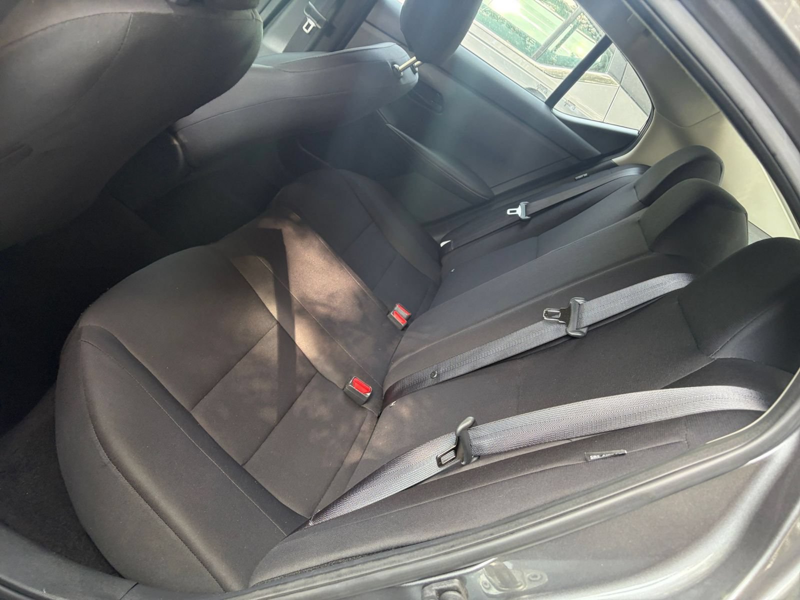 Used 2025 Nissan Sentra S FWD image 37