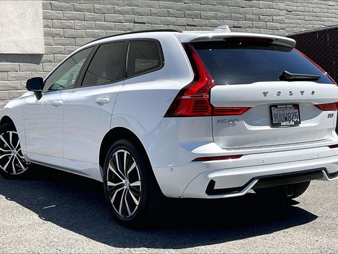 Used 2024 Volvo XC60 B5 Plus w/ Protection Package Premier AWD/4WD image 10