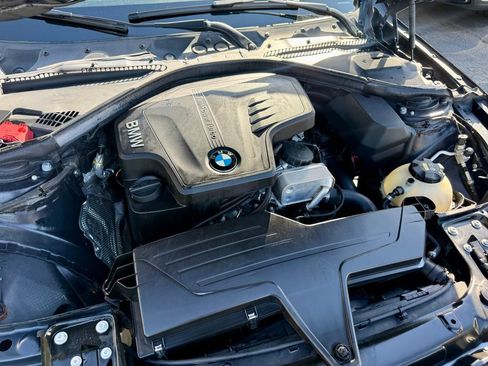 Used 2015 BMW 320i Sedan RWD image 5