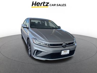 Used 2025 Volkswagen Jetta SE
