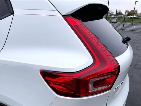 New 2026 Volvo XC40 B5 Plus w/ Protection Package Premier image 25