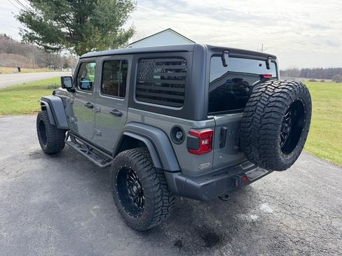 Used 2020 Jeep Wrangler Unlimited Sport image 7
